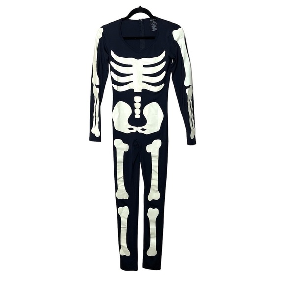 Leg Avenue Glow In The Dark Skeleton Bodysuit Halloween Costume - Picture 6 of 15